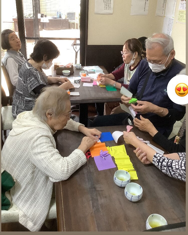 今日の折り紙教室です