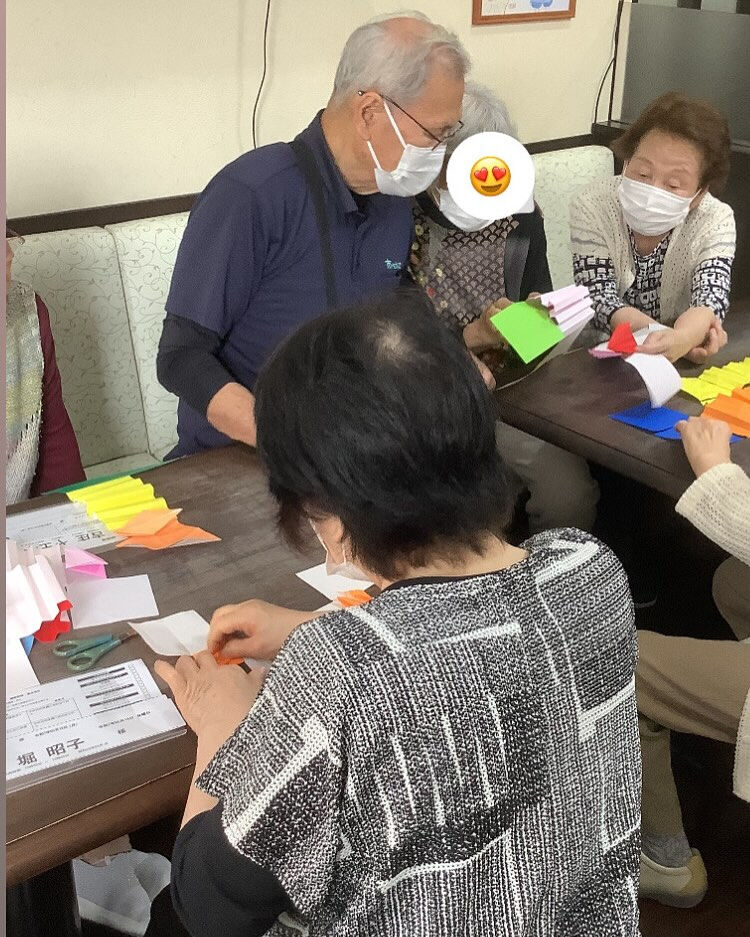今日の折り紙教室です