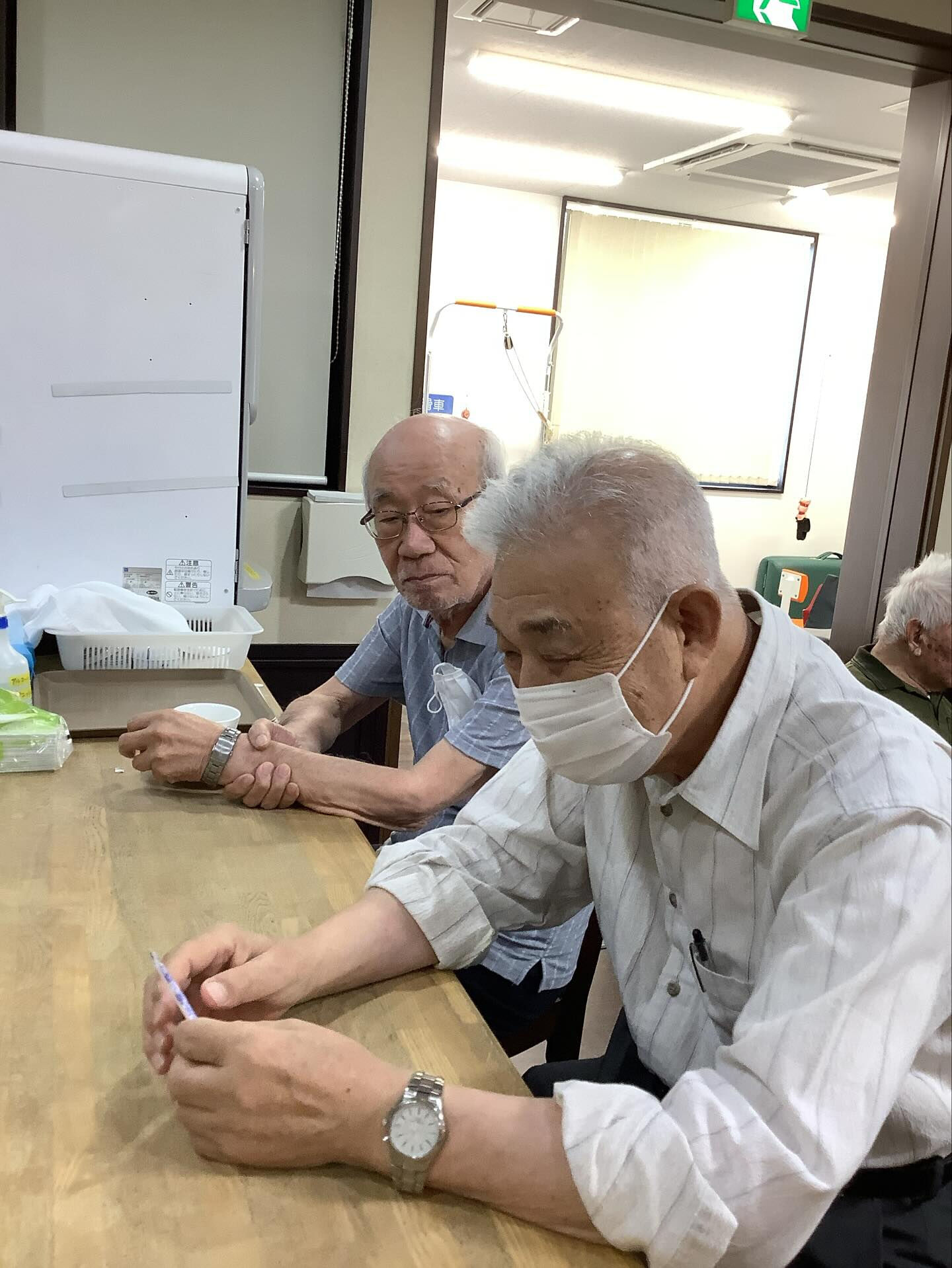 今から喫茶店で食後の美味しいコーヒーいただきます!