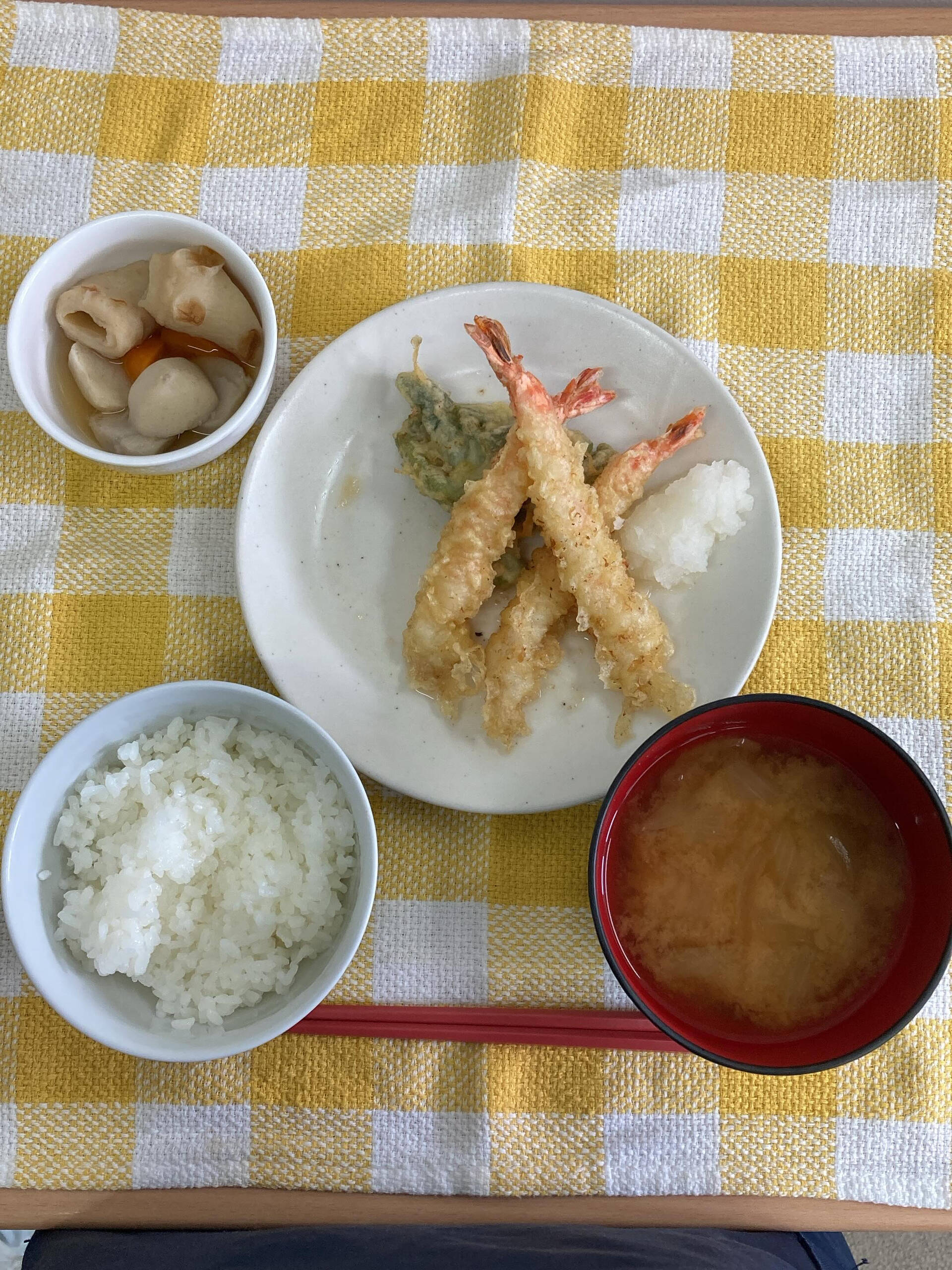 本日のお昼ご飯😊