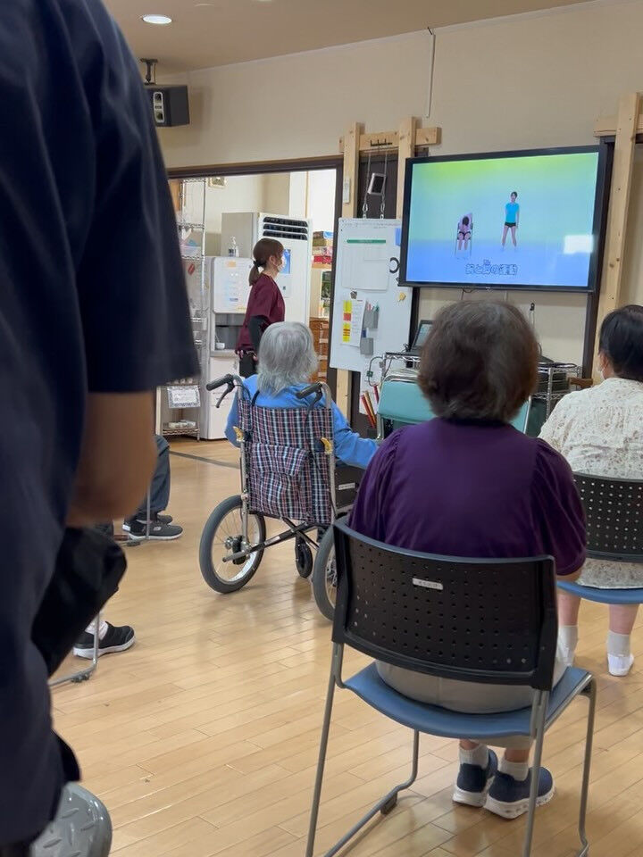 おはようございます☀木もれびです💪